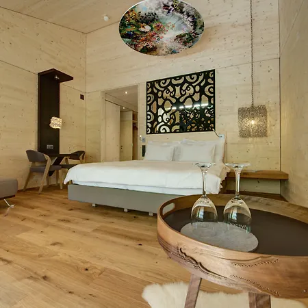 Rovanada Wellness & Bergnatur 酒店