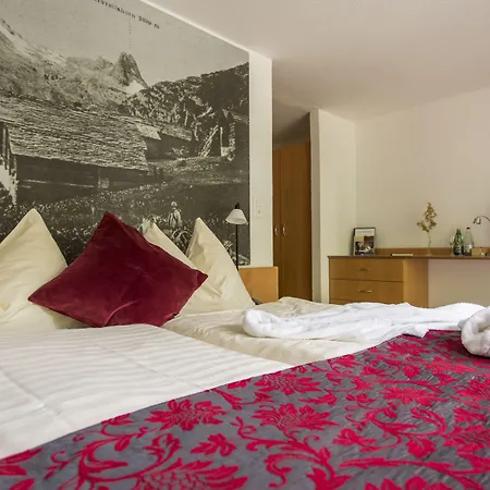 Rovanada Wellness & Bergnatur Vals