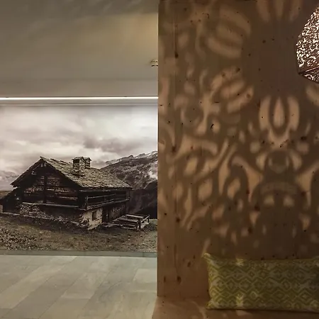 Rovanada Wellness & Bergnatur Hotel