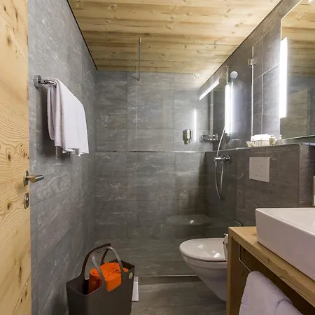 Hotel Rovanada Wellness & Bergnatur Vals