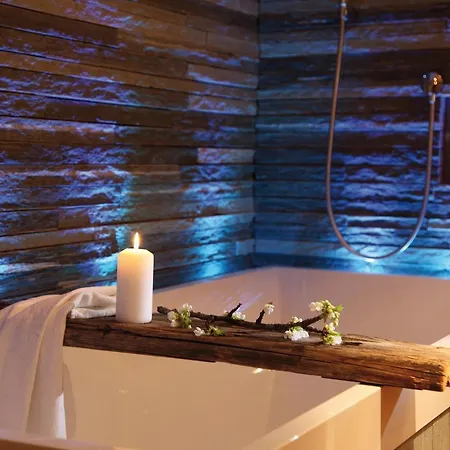 Rovanada Wellness & Bergnatur 酒店 4*