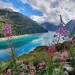 Rovanada Wellness & Bergnatur מלון 4*