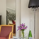 Rovanada Wellness & Bergnatur ולס