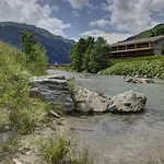 Rovanada Wellness & Bergnatur ולס