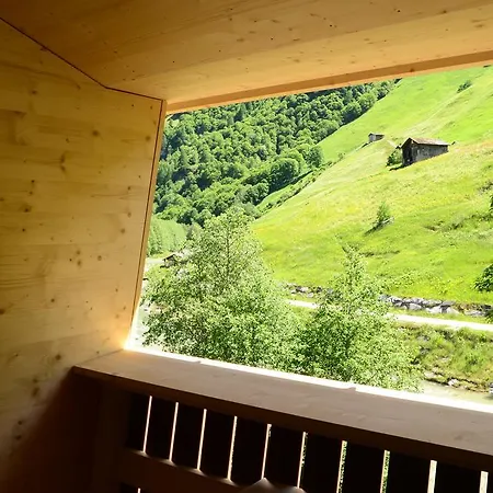 Rovanada Wellness & Bergnatur 발스