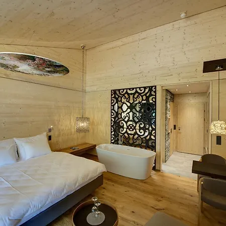 Hotel Rovanada Wellness & Bergnatur Vals