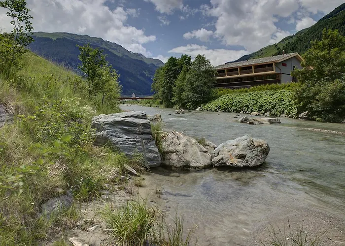 Rovanada Wellness & Bergnatur 발스