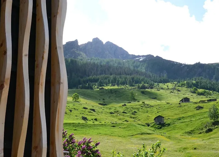 Rovanada Wellness & Bergnatur 발스